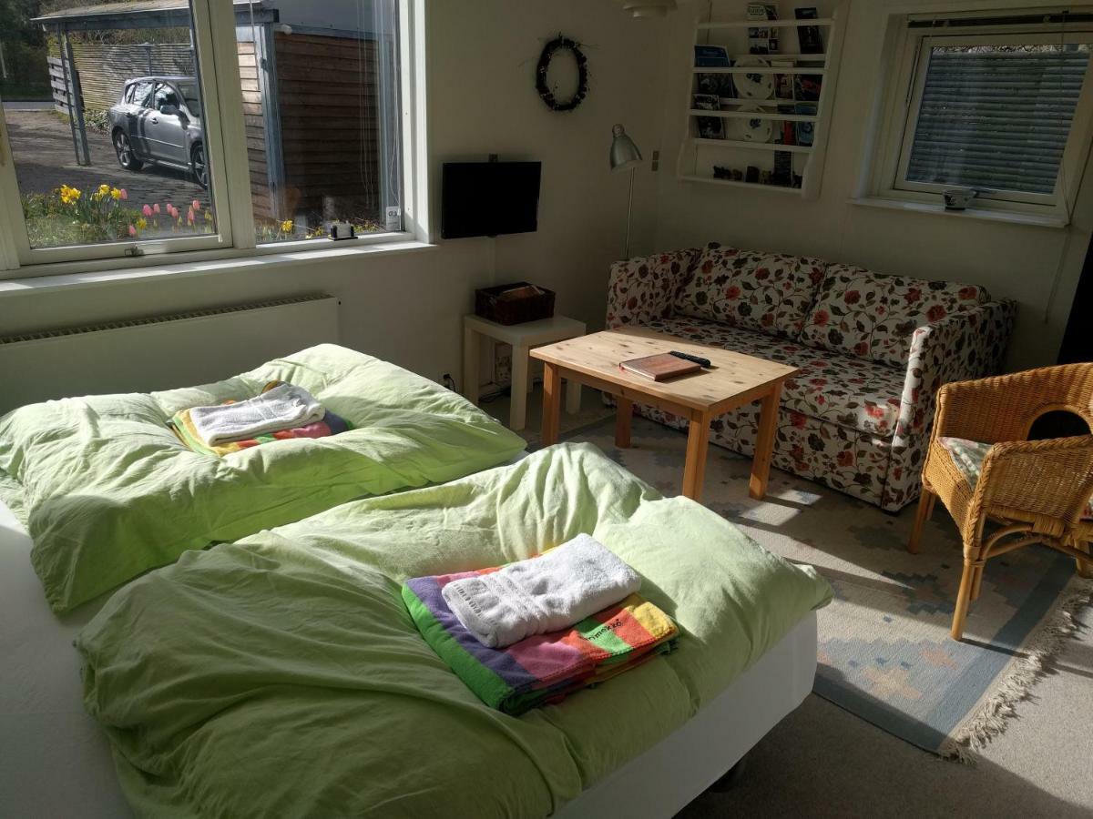 Mini-Apartment In The Flowerbed Søborg エクステリア 写真