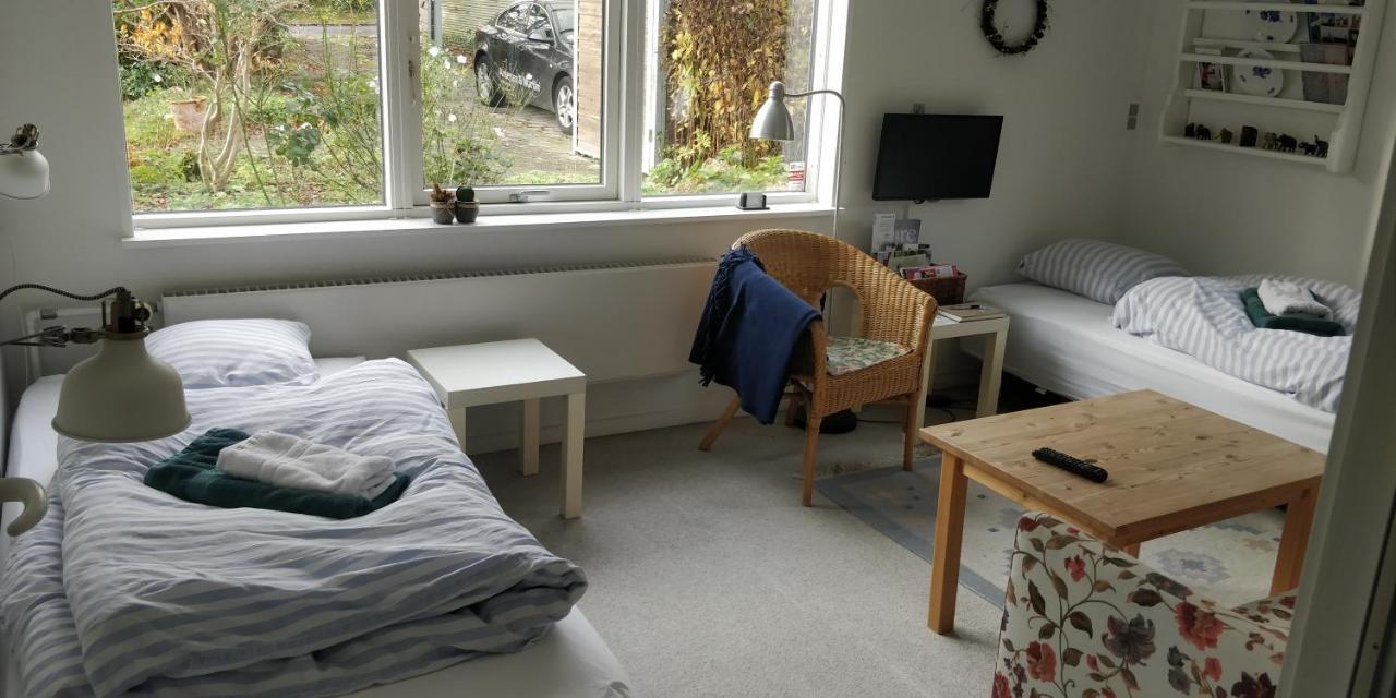 Mini-Apartment In The Flowerbed Søborg エクステリア 写真